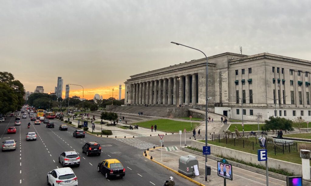 La Facultad de Derecha